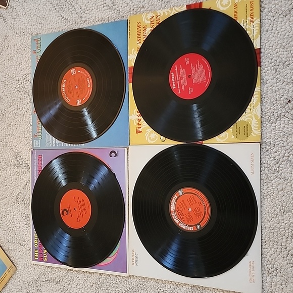 Vintage Christmas Classic Vinyl Assortment - Picture 3 of 11